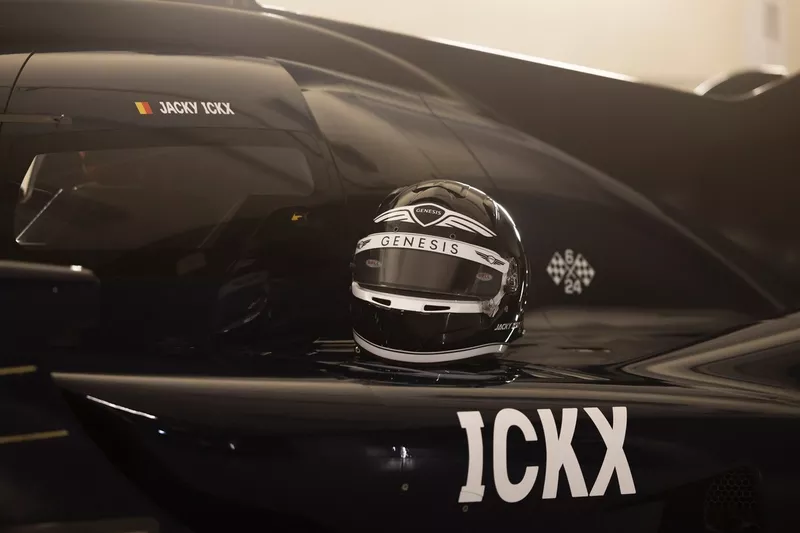 Helmet of Jacky Ickx, Genesis Magma Racing 