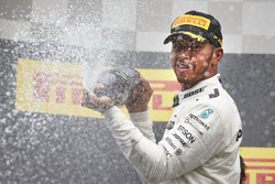 Переможець Льюіс Хемілтон, Mercedes AMG F1