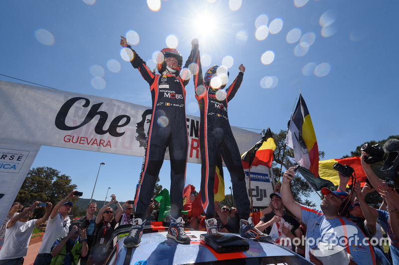 Winners Thierry Neuville, Nicolas Gilsoul, Hyundai i20 Coupe WRC, Hyundai Motorsport