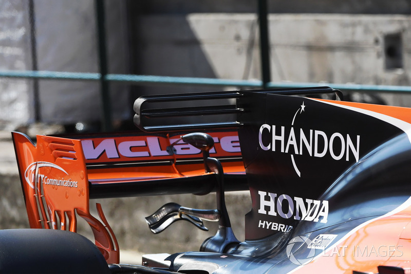 L'aileron arrière de la McLaren MCL32