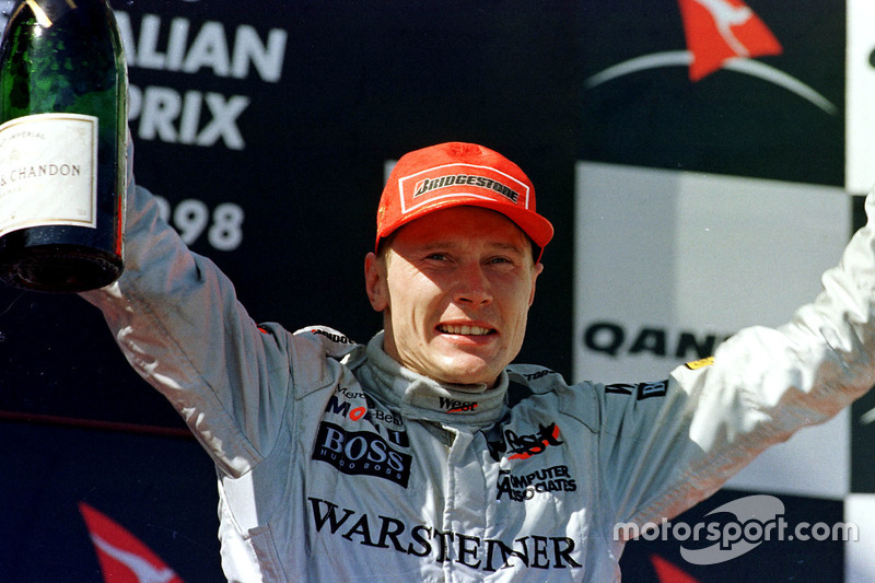 11º Mika Hakkinen (10 victorias desde la pole) (el 38'46 % de sus victorias)