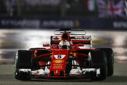 Sebastian Vettel, Ferrari SF70H, on the formation lap