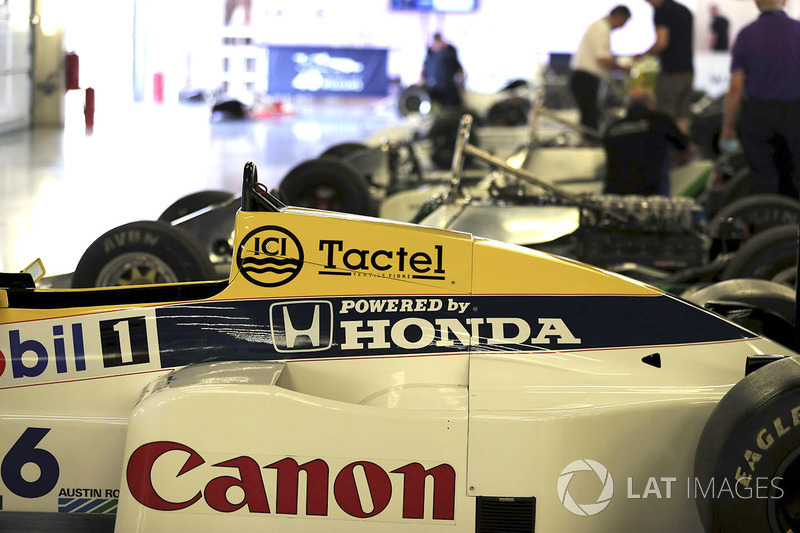 Williams FW10 Honda 1985 року