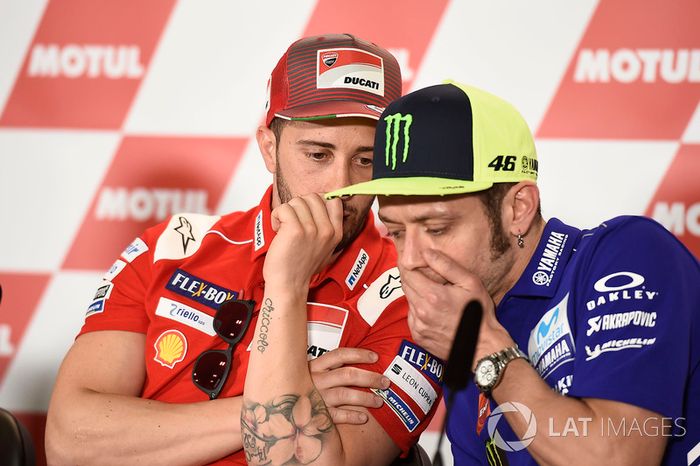 Andrea Dovizioso, Ducati Team, Valentino Rossi, Yamaha Factory Racing