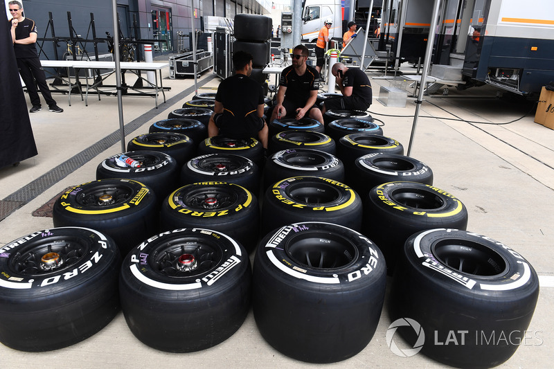 Pirelli tyres 