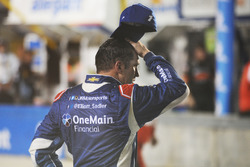 Elliott Sadler, JR Motorsports Chevrolet reacts after losing the championship