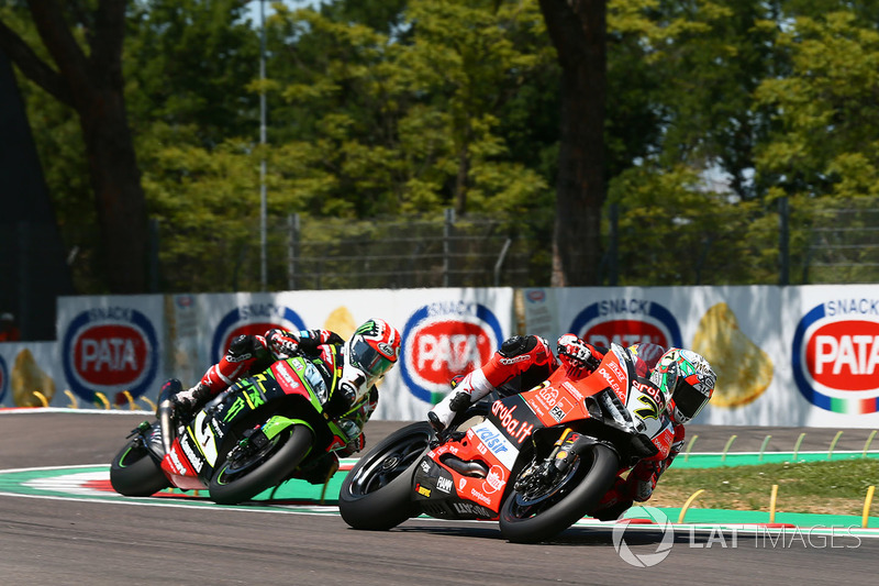 Premier doublé à Imola