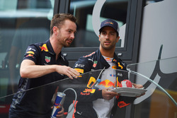 Simon Rennie, ingegnere di pista, Red Bull Racing e Daniel Ricciardo, Red Bull Racing