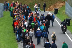 Multitud