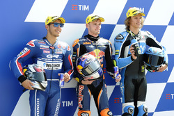 Tweede plaats Enea Bastianini, Gresini Racing Team Moto3, polesitter Brad Binder, Red Bull KTM Ajo,