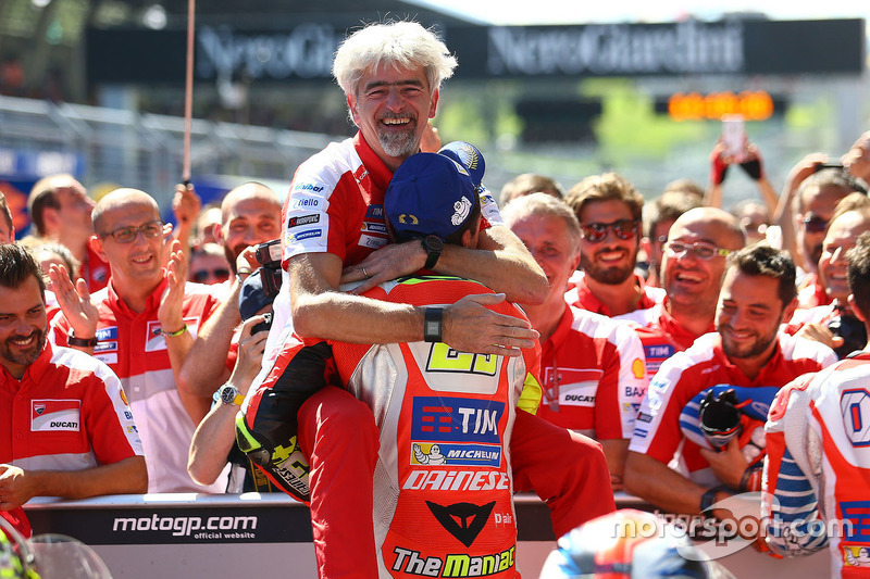 Winner Andrea Iannone, Ducati Team and Gigi Dall'Igna, Ducati Team General Manager