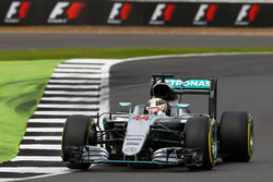 Льюіс Хемілтон, Mercedes AMG F1 W07 Hybrid