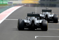 Nico Rosberg, Mercedes AMG F1 and Lewis Hamilton, Mercedes AMG F1