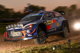 Thierry Neuville, Nicolas Gilsoul, Hyundai Motorsport Hyundai i20 Coupe WRC