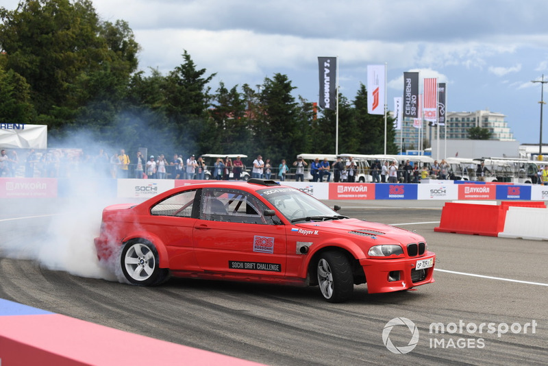 Atraksi drift