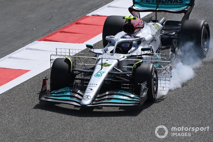 Lewis Hamilton, Mercedes W13, con sensores aerodinámicos