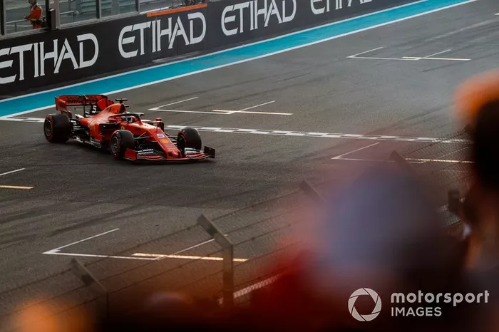 Sebastian Vettel, Ferrari SF90, in testacoda