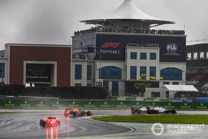Nicholas Latifi, Williams FW43, Romain Grosjean, Haas VF-20, Alex Albon, Red Bull Racing RB16, Daniil Kvyat, AlphaTauri AT01