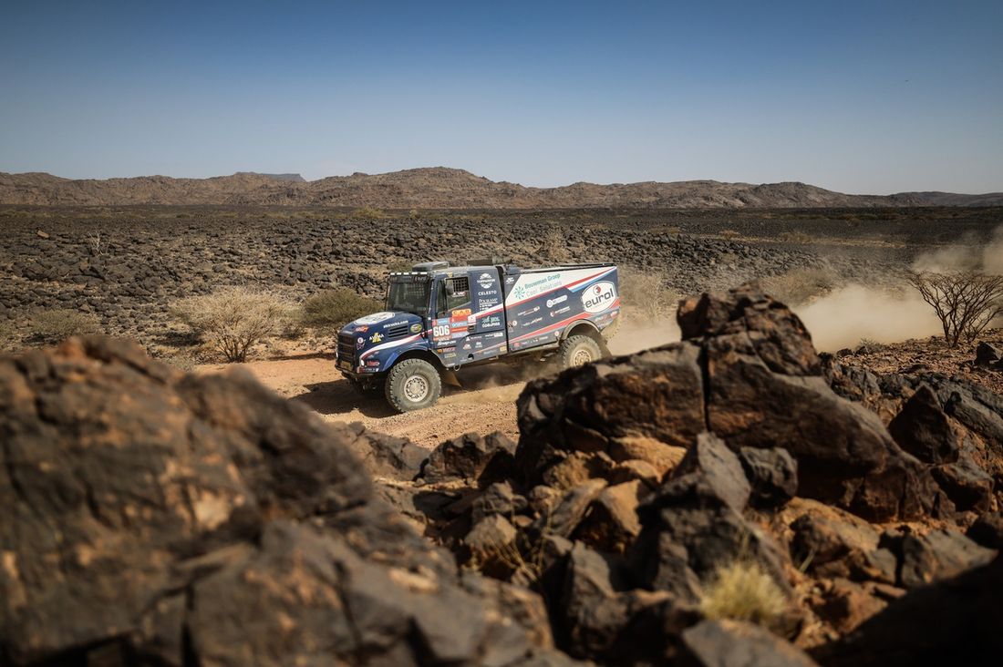 #606 Eurol Rallysport Iveco: Martin Van Den Brink, Rijk Mouw, Bart Van Heun