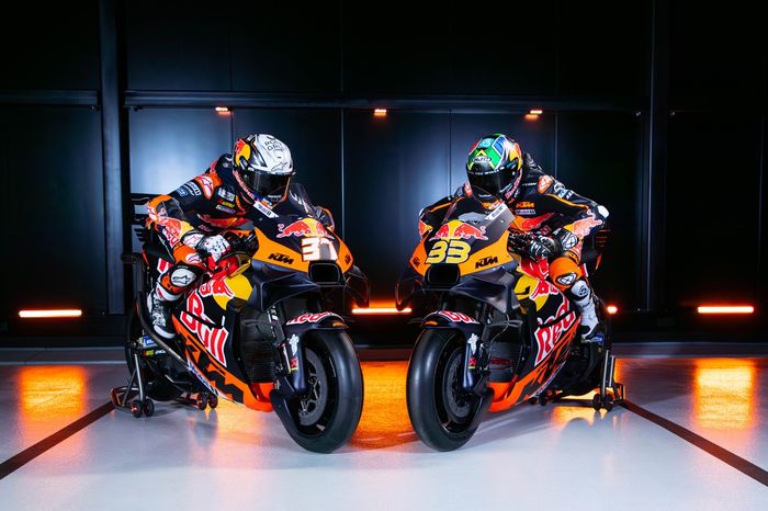 Pedro Acosta, Brad Binder, Red Bull KTM Factory Racing