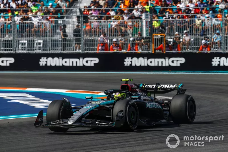 Lewis Hamilton, Mercedes F1 W15
