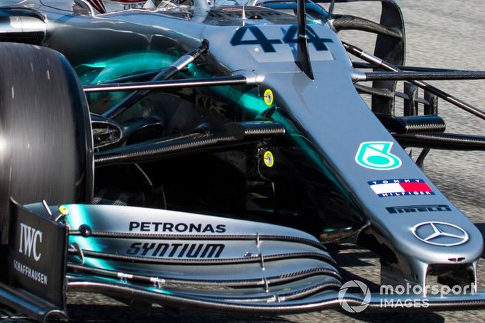 Detalle del alerón delantero de Lewis Hamilton, Mercedes AMG F1 W10