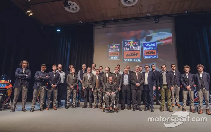 KTM Team presentación
