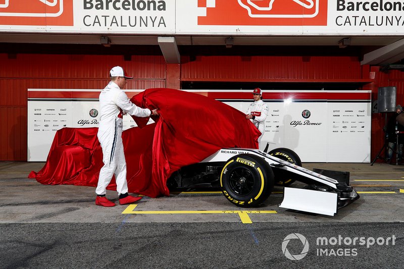 Kimi Raikkonen, Alfa Romeo Racing and Antonio Giovinazzi, Alfa Romeo Racing unveil the new Alfa Romeo Racing C38