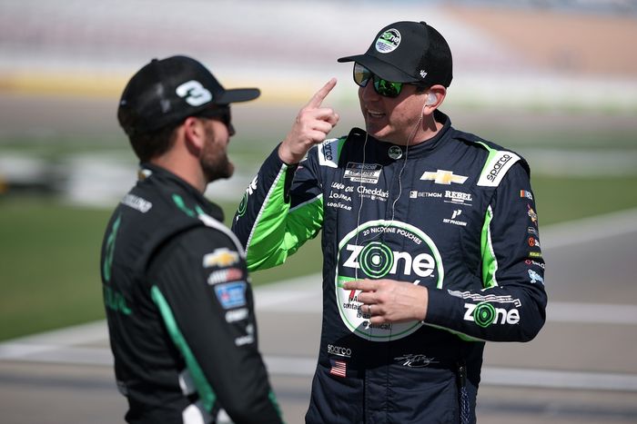 Kyle Busch, Richard Childress Racing Chevrolet, Austin Dillon, Richard Childress Racing Chevrolet