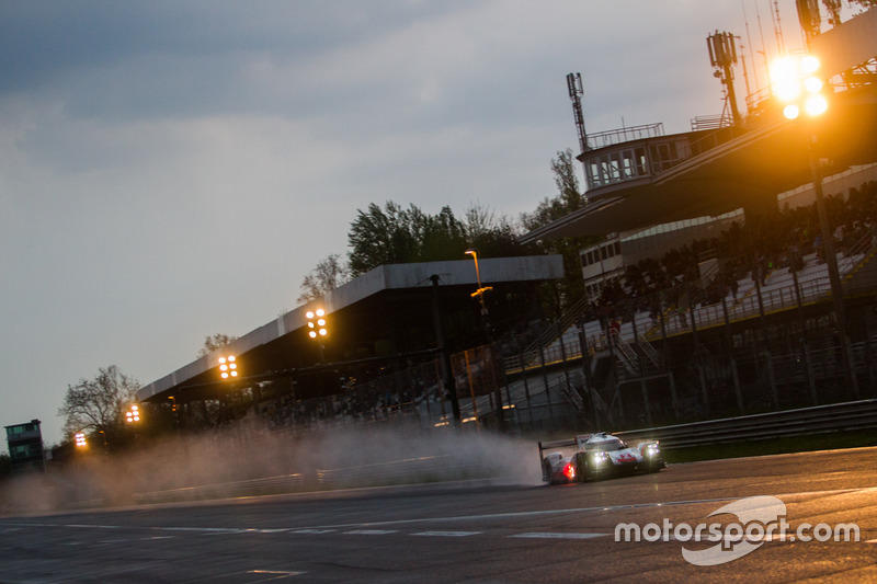 #2 Porsche Team, Porsche 919 Hybrid: Timo Bernhard, Earl Bamber, Brendon Hartley