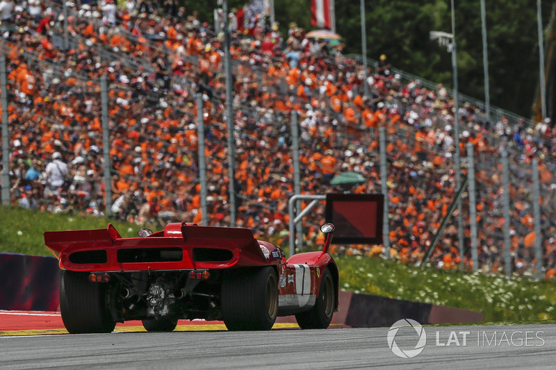 Jean Alesi, Ferrari 512S on the Legends Parade