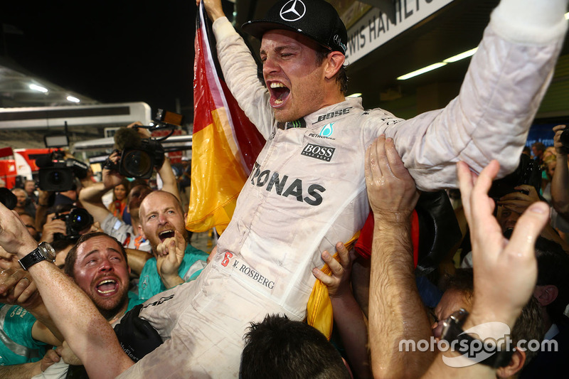 Nico Rosberg, Mercedes AMG Petronas F1 W07 celebrates winning the world championship with his friends and team