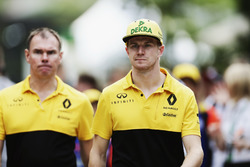 Nico Hulkenberg, Renault Sport F1 Team, Alan Permane, directeur des opérations de bord de piste, Renault Sport F1 Team