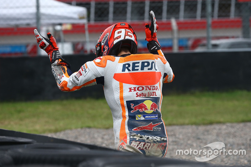 Marc Marquez, Repsol Honda Team, nach Sturz