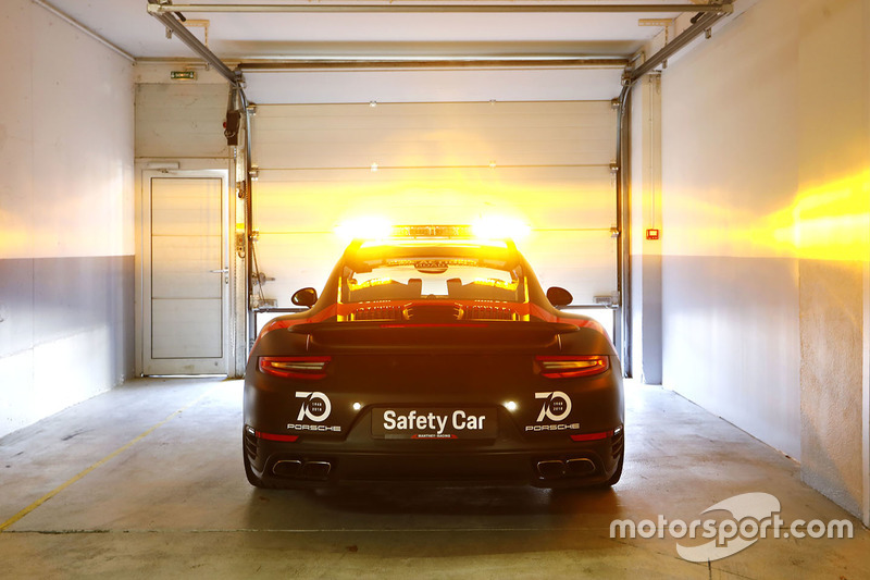 Porsche 911 Turbo, Safety Car FIA WEC and 24h Le Mans