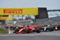 Sebastian Vettel, Ferrari SF71H gaat aan de leiding