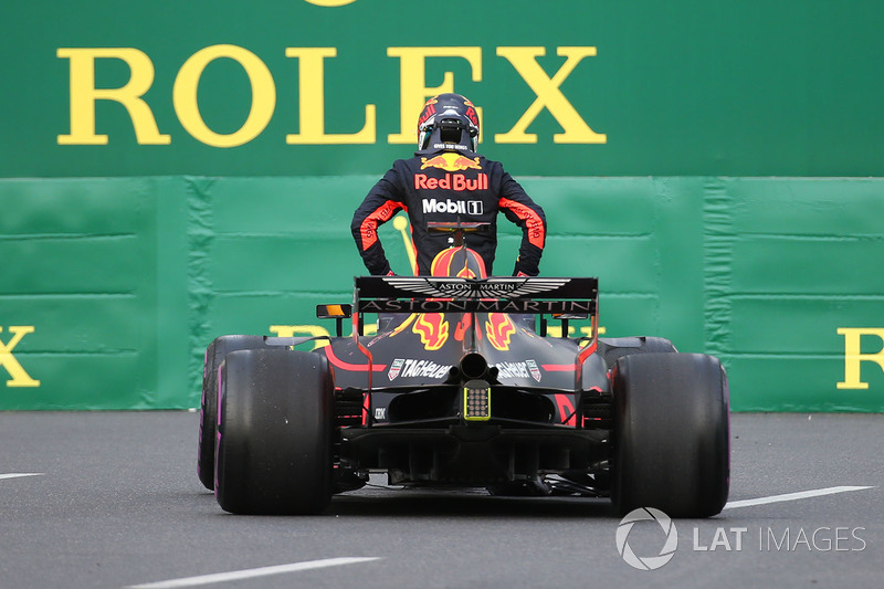Max Verstappen - Daniel Ricciardo kazası - Red Bull Racing
