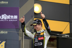 Podium : Lando Norris, Carlin, Dallara Volkswagen