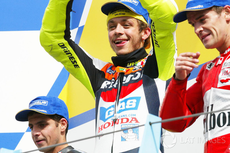 Podium: Race winner Valenstiono Rossi, Repsol Honda Team