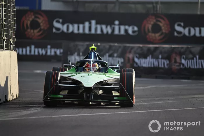Robin Frijns, Envision Racing, Jaguar I-TYPE 6