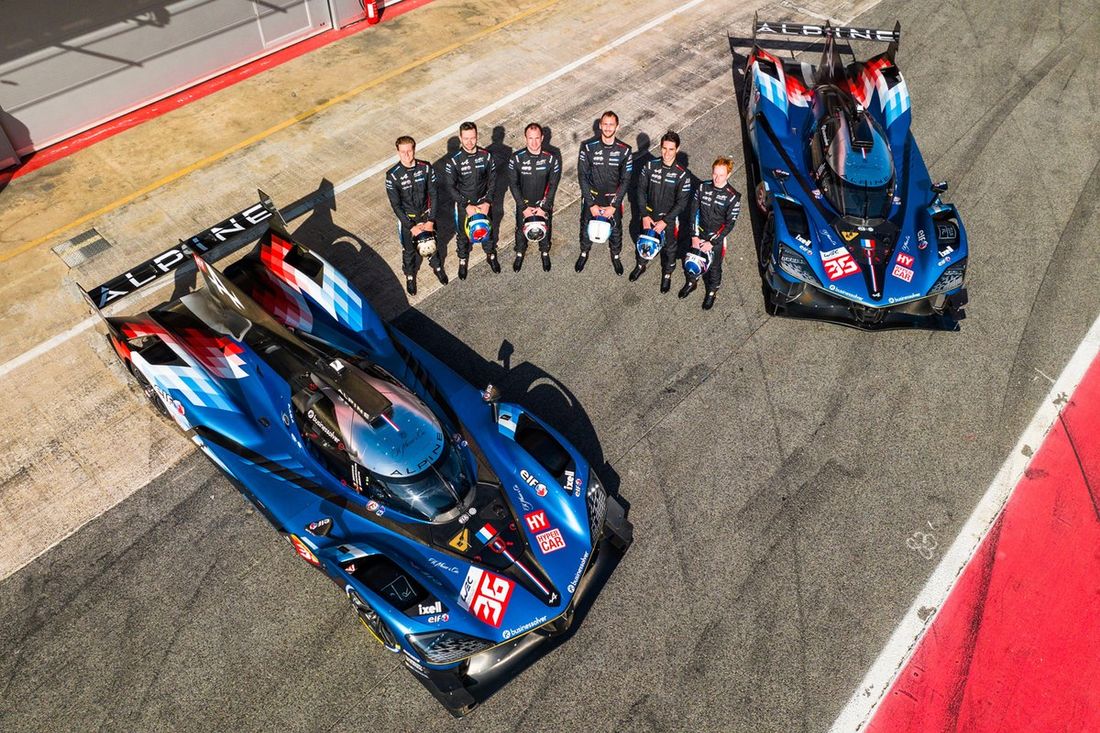 #35 Alpine A424: Paul-Loup Chatin, Charles Milesi, Ferdinand Habsburg, #36 Alpine A424: Nicolas Lapierre, Matthieu Vaxiviere, Mick Schumacher 