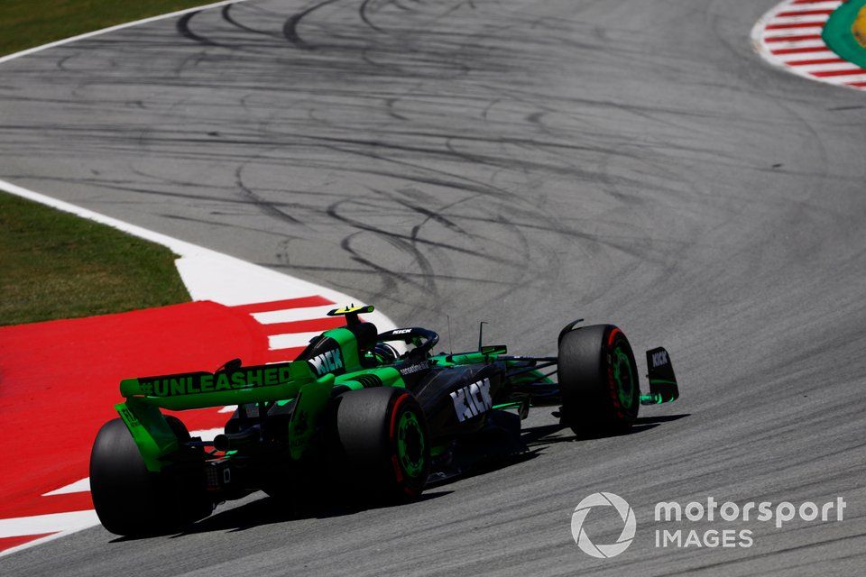 Zhou Guanyu, Stake F1 Team Kick Sauber C44 