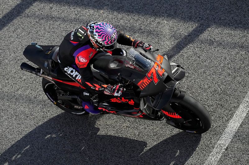 Lorenzo Savadori, Aprilia Racing Team