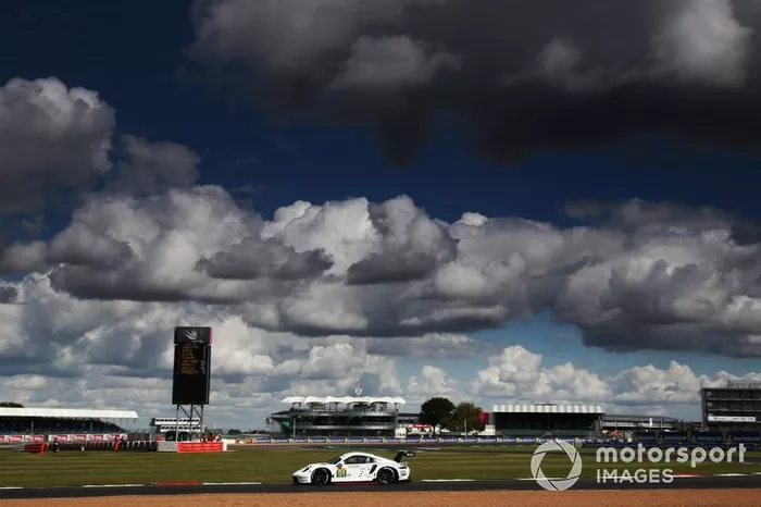 #91 Porsche GT Team Porsche 911 RSR: Richard Lietz, Gianmaria Bruni,  