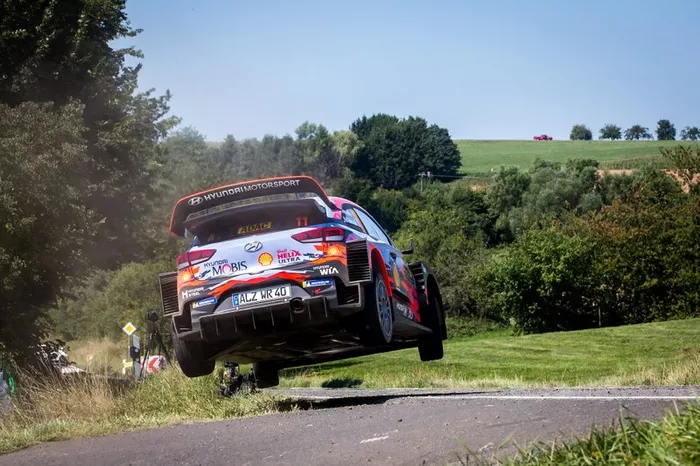 Thierry Neuville, Nicolas Gilsoul, Hyundai Motorsport Hyundai i20 Coupe WRC