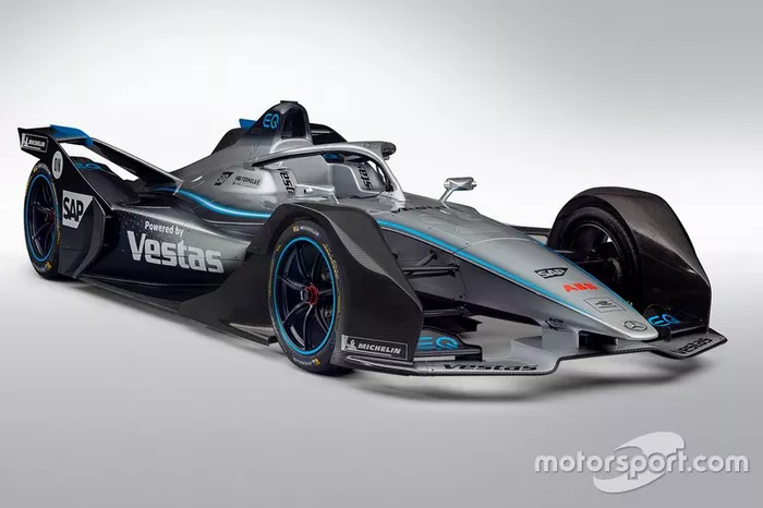 Mercedes-Benz EQ Silver Arrow 01