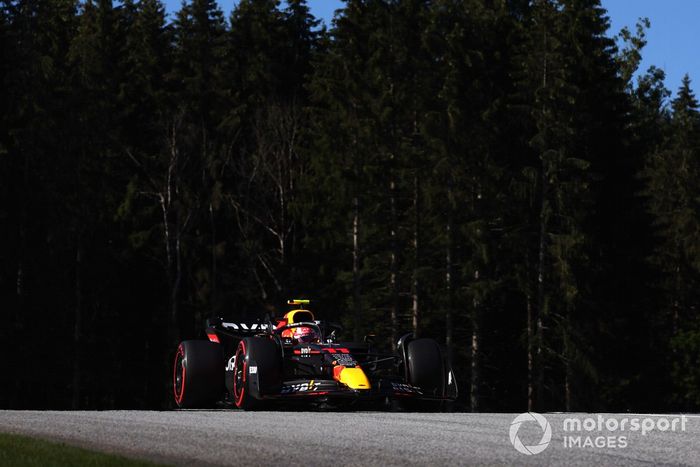 Sergio Pérez, Red Bull Racing RB18