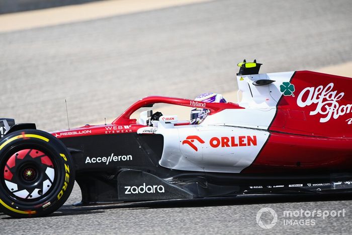 Guanyu Zhou, Alfa Romeo C42