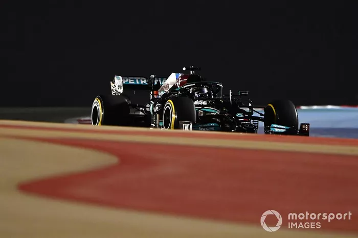 Lewis Hamilton, Mercedes W12 