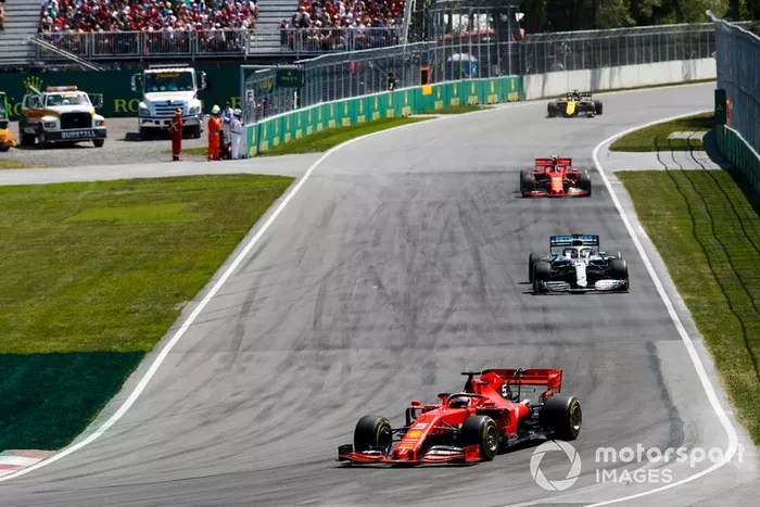 Antes das paradas, os ponteiros se mantinham próximos mas sem ameaças.